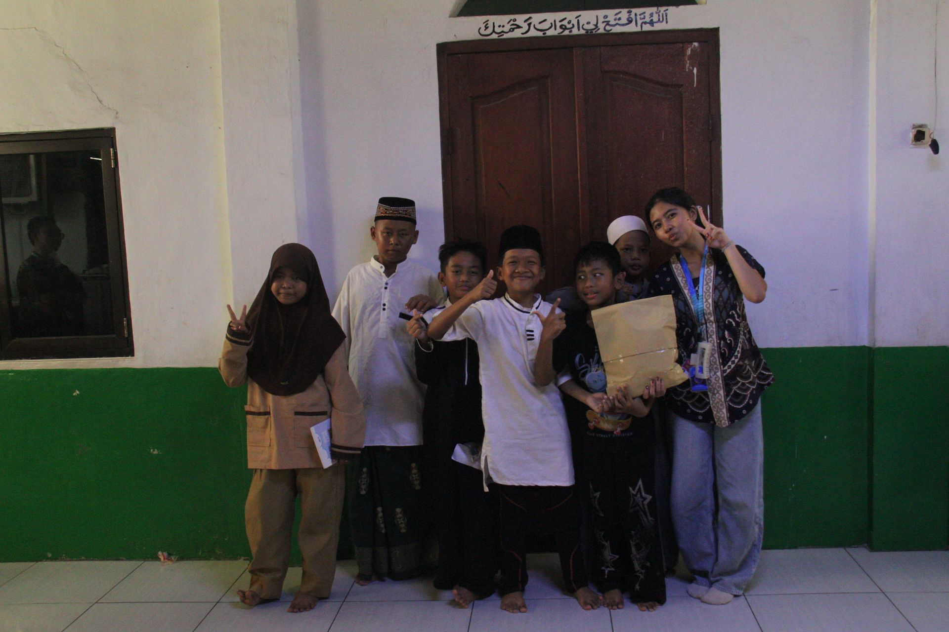 Penyerahan Hadiah Pemenang Games