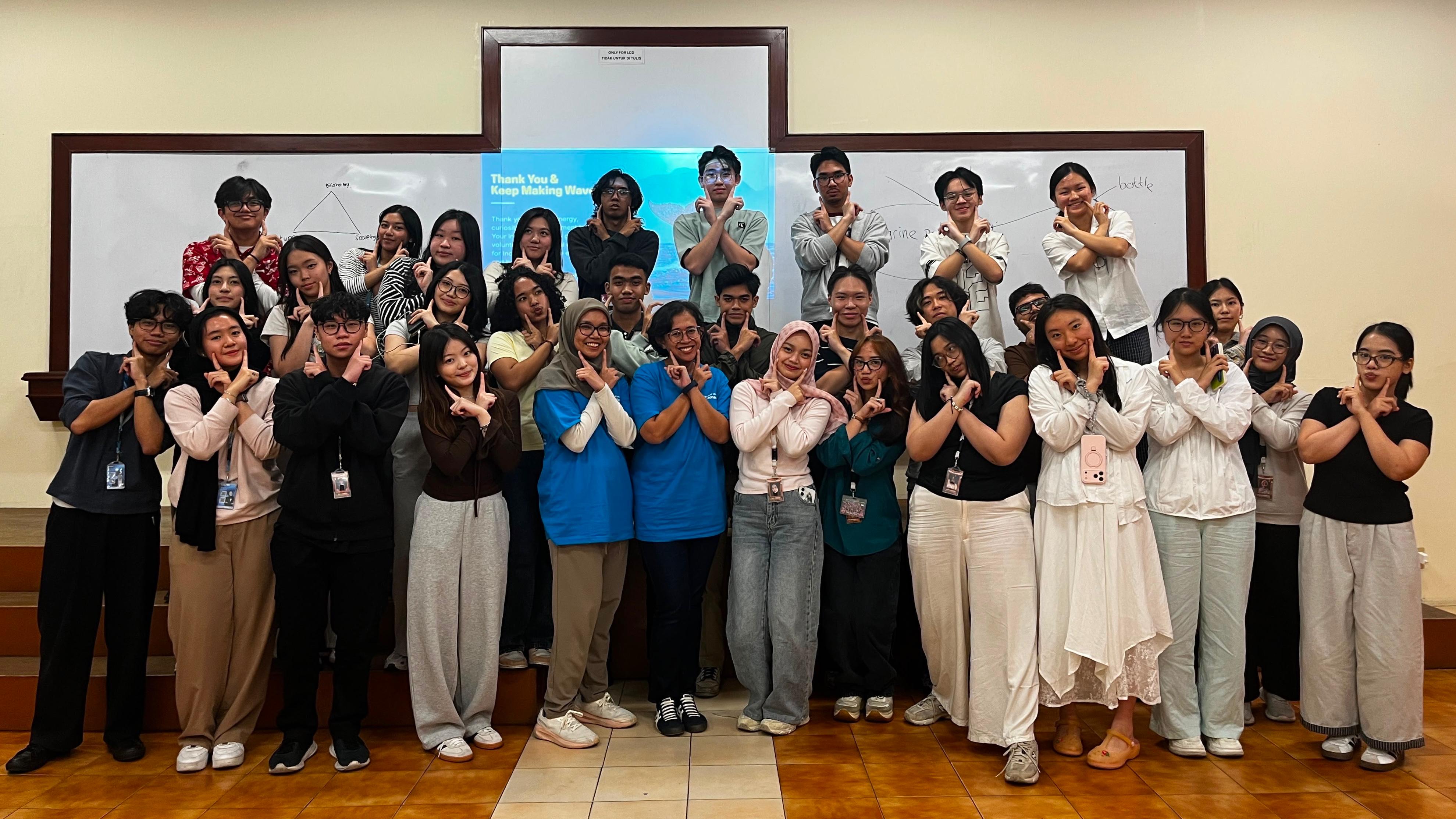 AIESEC in BINUS Dorong Kepedulian Generasi Muda terhadap Kelestarian Laut Bersama Sahabat Laut Indonesia