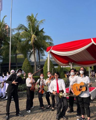 [PENAMPILAN BDM DI HUT RI KE-77]