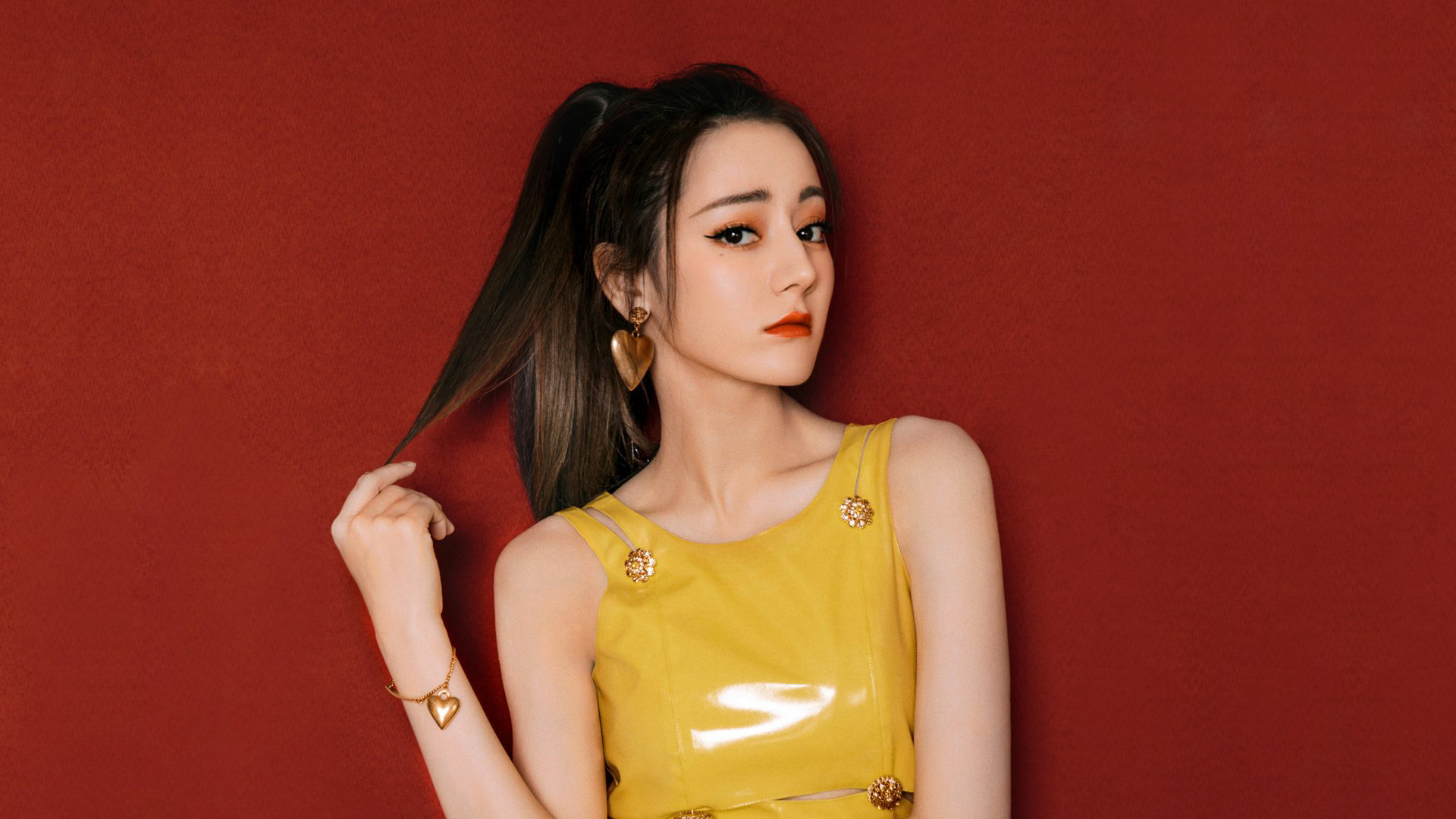 Dilraba Dilmurat /迪丽热巴 Dílìrèbā / دىلرەبا دىلمۇرات