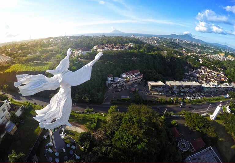 A City in Nusantara Called Manado