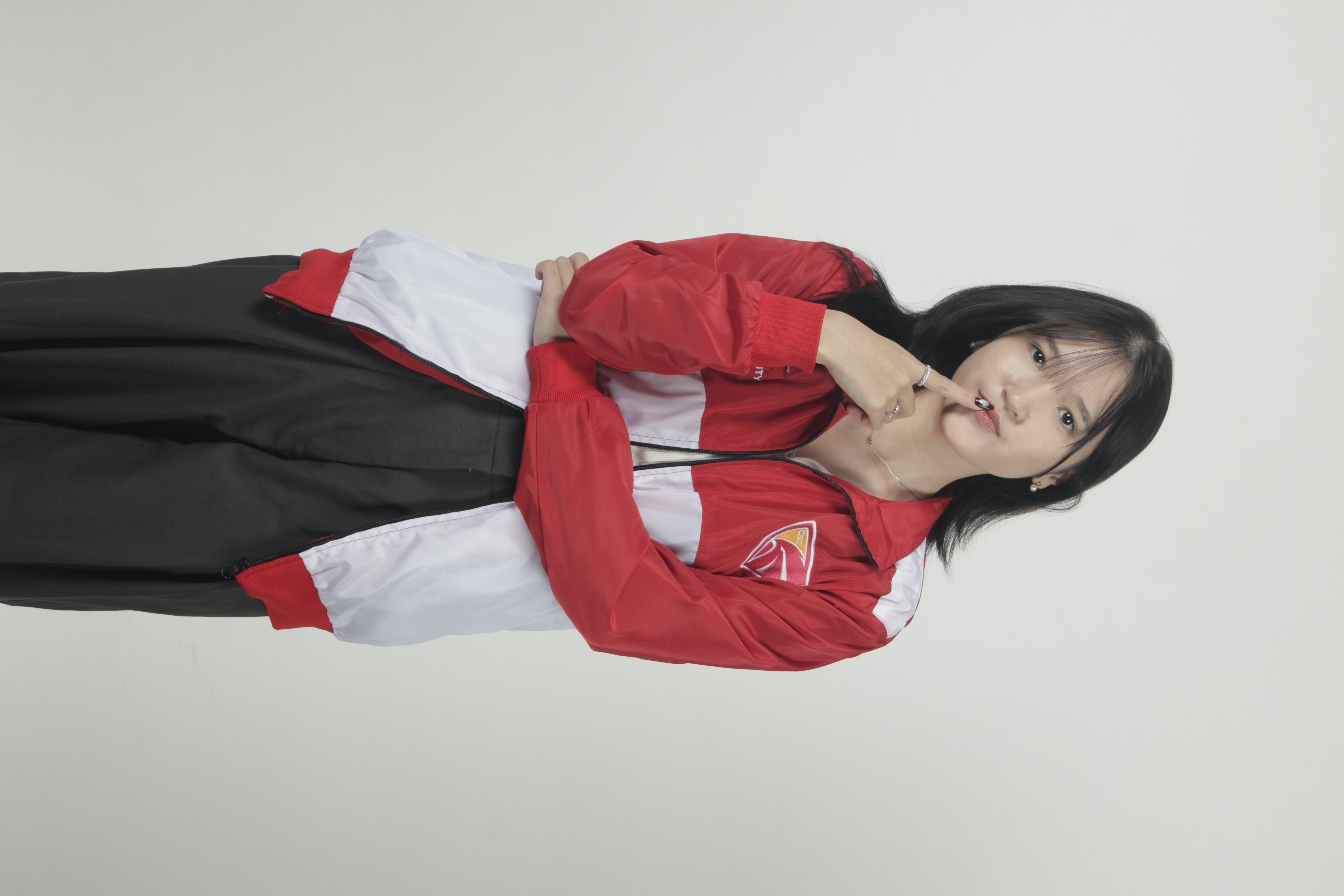 BINUS Deandra Eurike Barus Sitepu