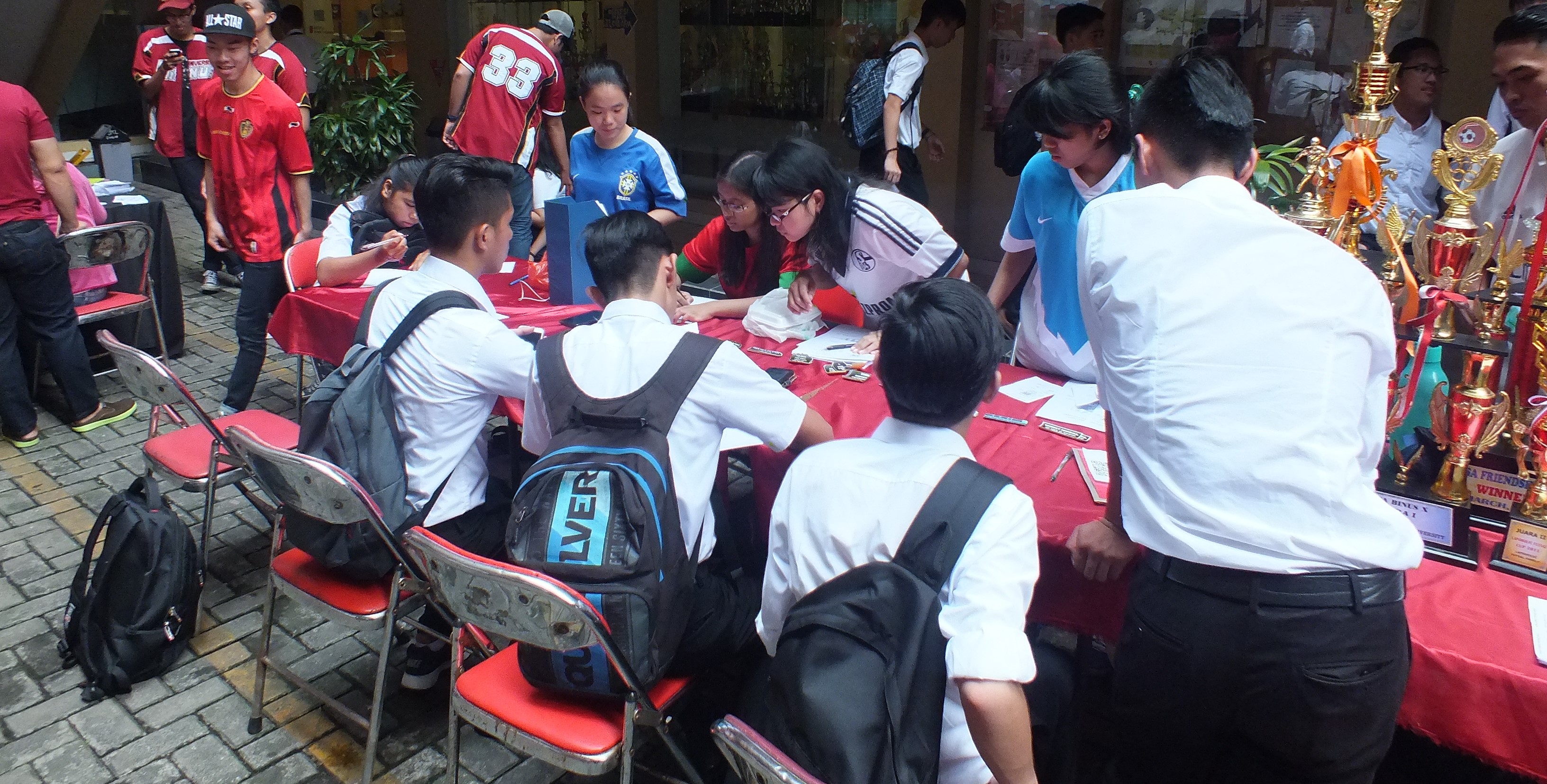 EXPO 04 (KEMANGGISAN)