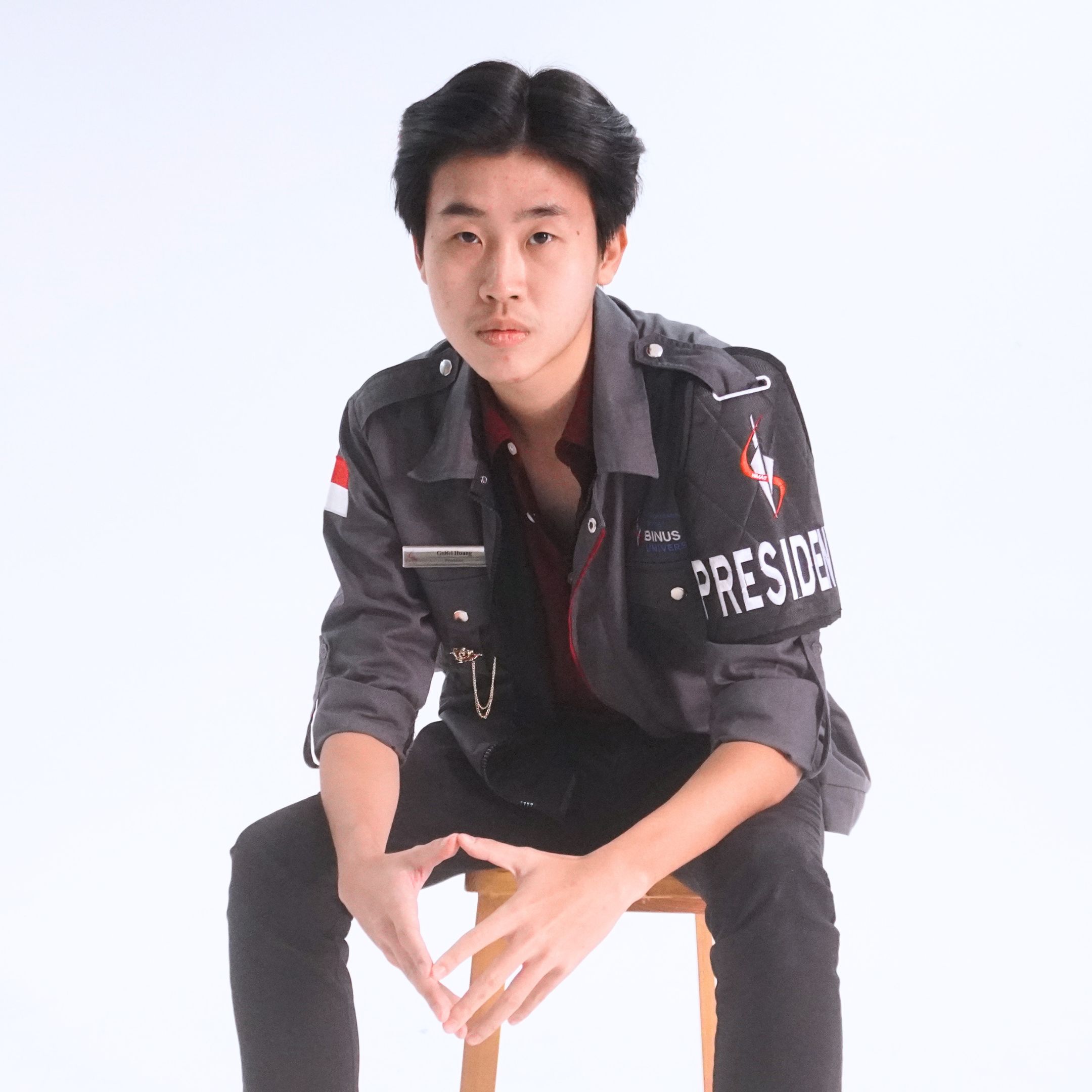 Golfei Huang