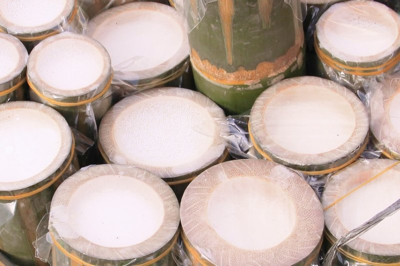 Dadih: Sumber Probiotik Tradisional Khas Indonesia