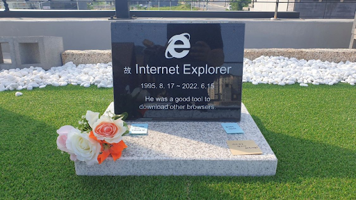 Microsoft Pensiunkan Internet Explorer