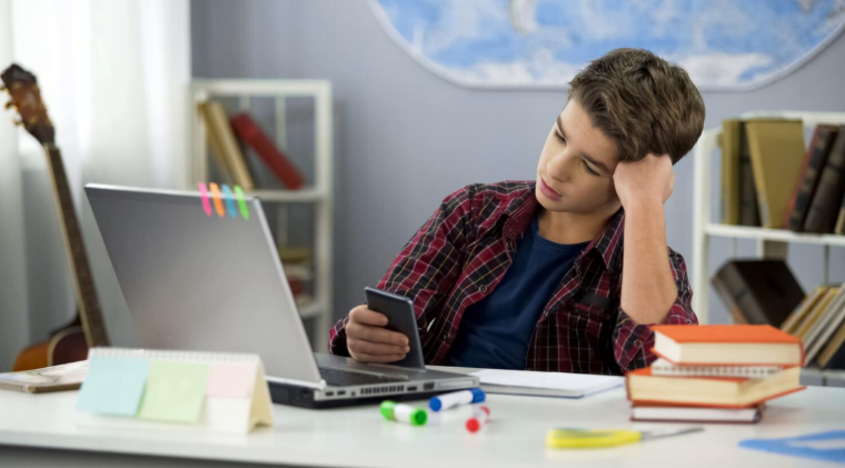 Cara Mengubah Procrastination Jadi Waktu Belajar Produktif