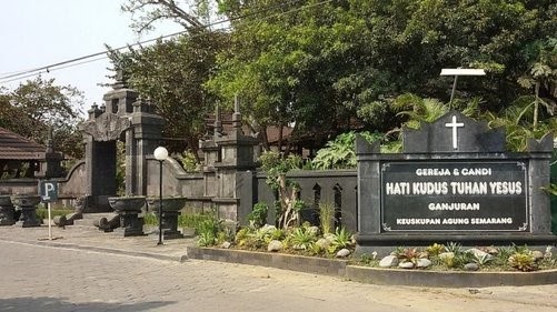 9 Lokasi Wisata Rohani di Indonesia | Nusantara