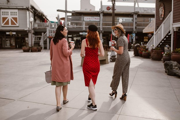 Thrift Fashion, Trend Baju Bekas yang Menyelamatkan Lingkungan!