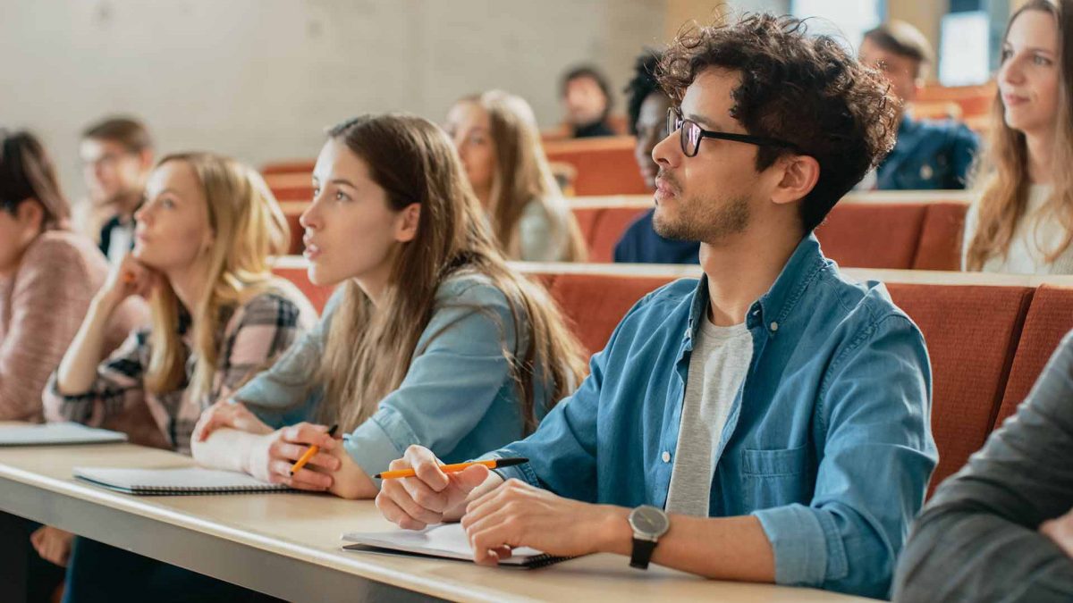 Consideration of Adapting “Community College” in Indonesia