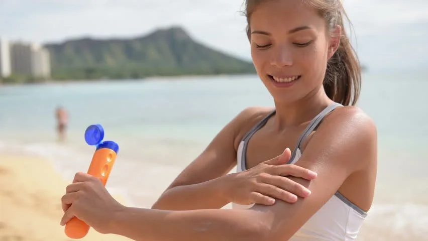 Pentingnya Penggunaan Sunscreen dan Sunblock