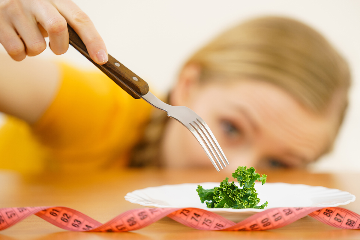 Eating Clean, Feeling Lean: Balancing Benefits with Challenges